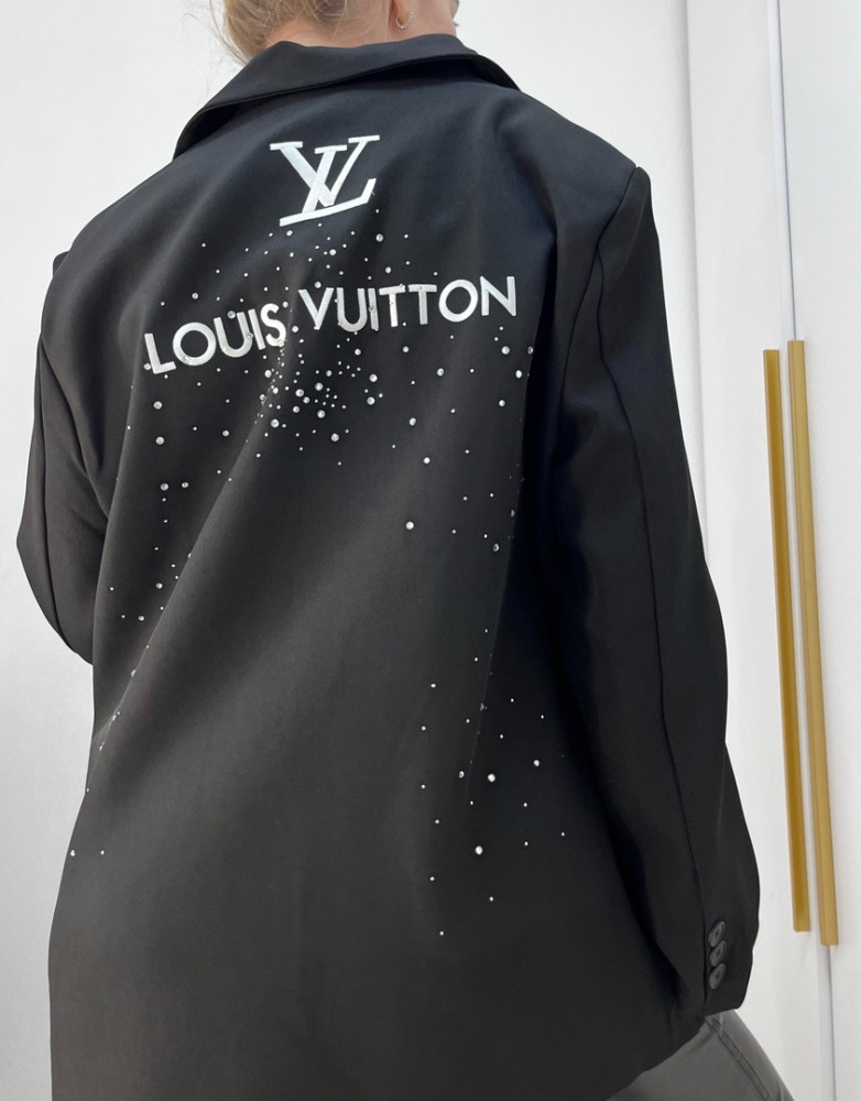 Стильный пиджак от известного бренда купить в Интернет-магазине Садовод База - цена 2500 руб Садовод интернет-каталог
