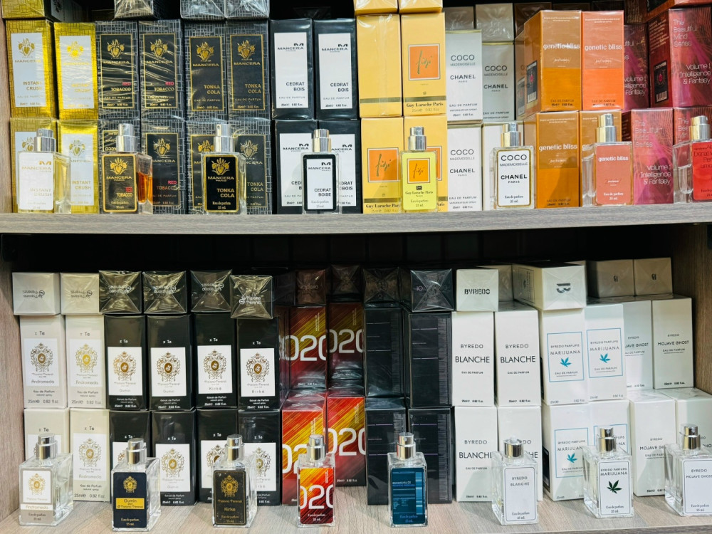 Парфюм купить в Интернет-магазине Садовод База - цена 400 руб Садовод интернет-каталог