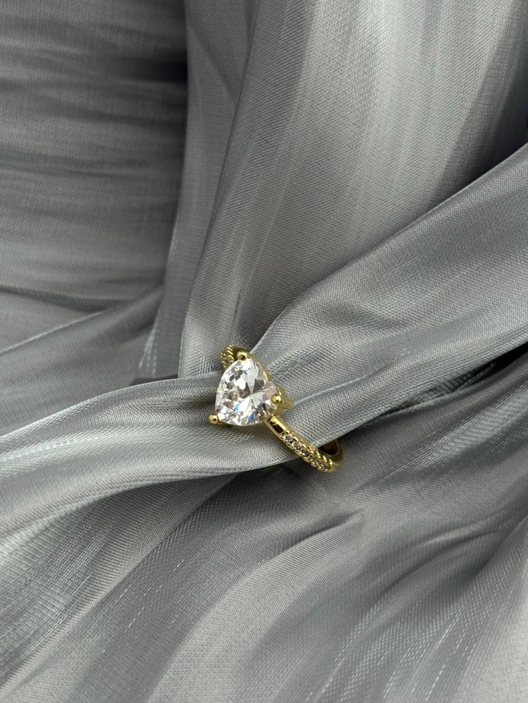 🩷 Кольцо с фианитом в форме сердца купить в Интернет-магазине Садовод База - цена 200 руб Садовод интернет-каталог