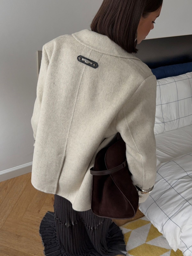 Женский пиджак белый купить в Интернет-магазине Садовод База - цена 6500 руб Садовод интернет-каталог