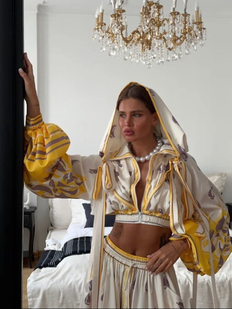 Женский костюм бежевый купить в Интернет-магазине Садовод База - цена 1800 руб Садовод интернет-каталог