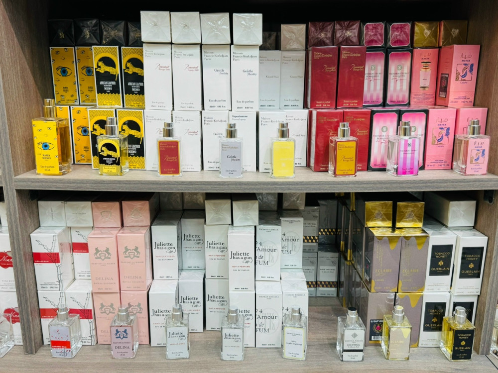 Парфюм купить в Интернет-магазине Садовод База - цена 400 руб Садовод интернет-каталог