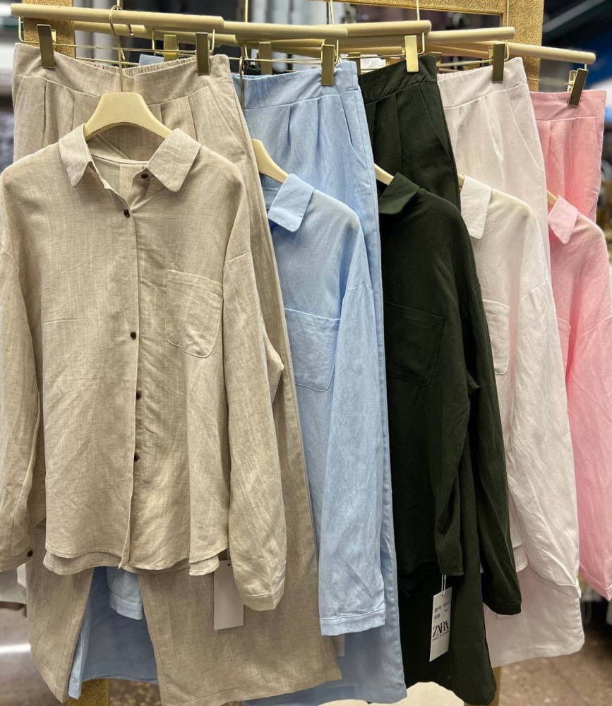 Женский костюм голубой