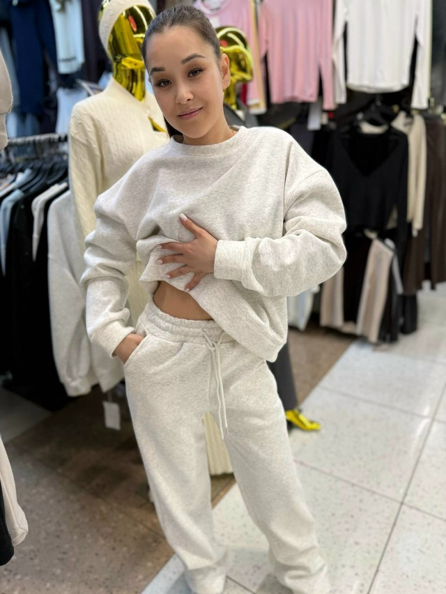 Женский костюм светло-серый купить в Интернет-магазине Садовод База - цена 2600 руб Садовод интернет-каталог