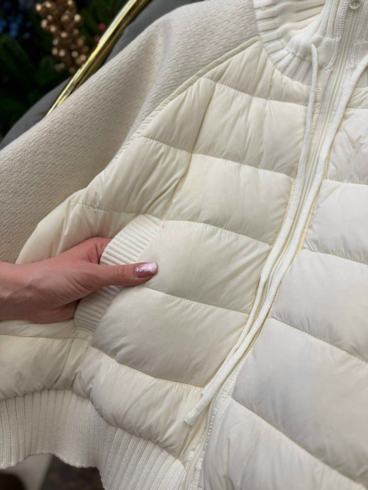 Куртка женская молочная купить в Интернет-магазине Садовод База - цена 4900 руб Садовод интернет-каталог