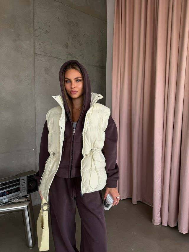 Жилетка женская бежевая купить в Интернет-магазине Садовод База - цена 1400 руб Садовод интернет-каталог