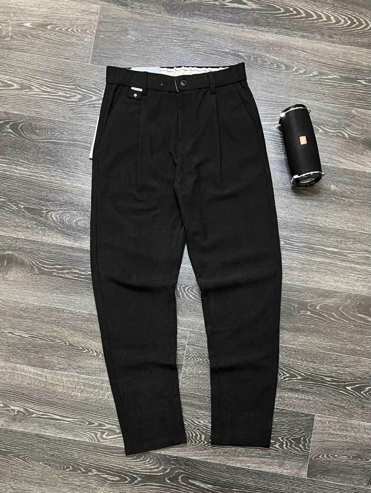 Джинсы черные