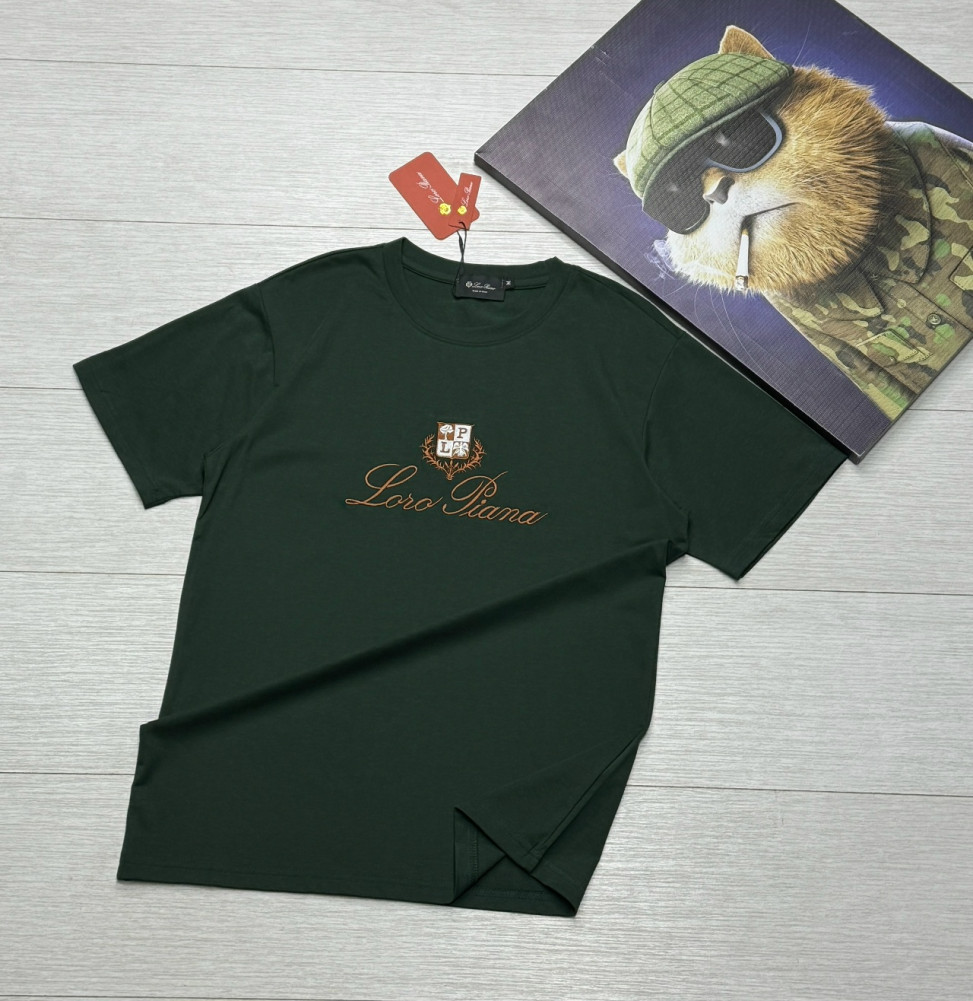 Мужская футболка зеленая