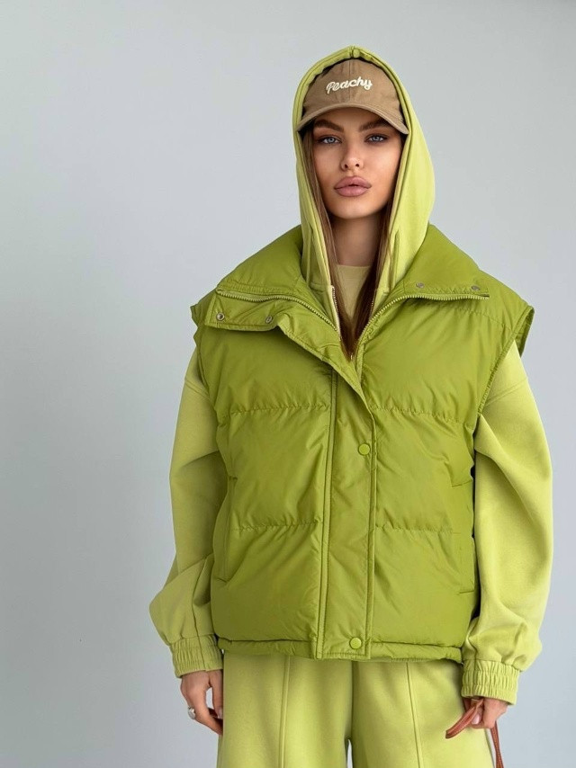 Жилетка женская зеленая купить в Интернет-магазине Садовод База - цена 1900 руб Садовод интернет-каталог