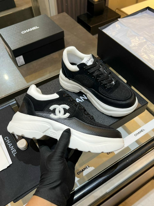 Кроссовки женские черные купить в Интернет-магазине Садовод База - цена 12000 руб Садовод интернет-каталог