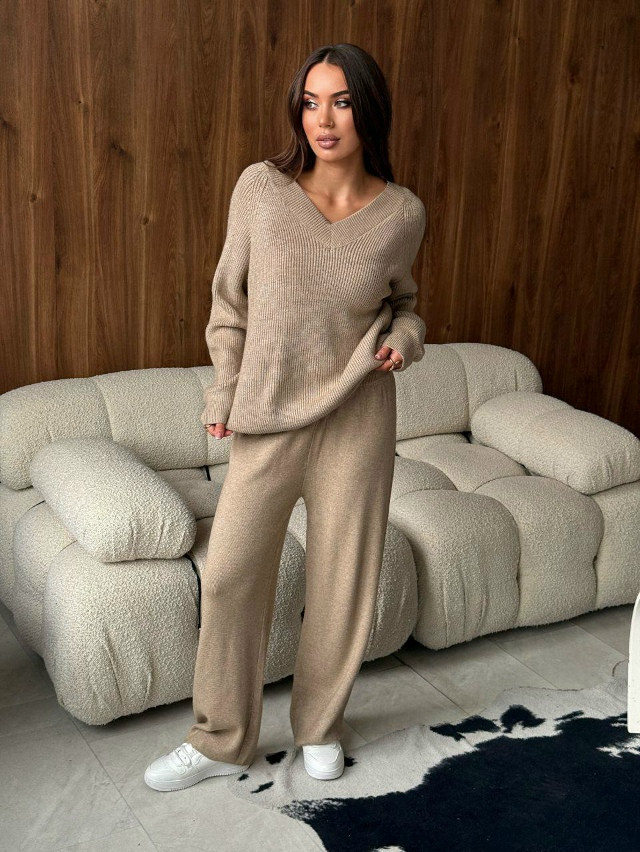 Женский костюм бежевый купить в Интернет-магазине Садовод База - цена 2400 руб Садовод интернет-каталог