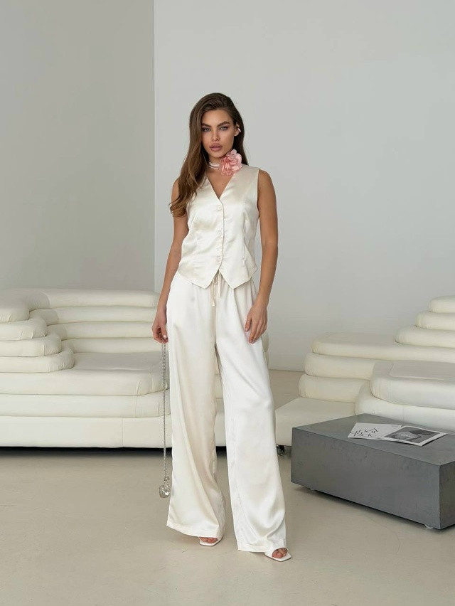 Женский костюм белый купить в Интернет-магазине Садовод База - цена 2200 руб Садовод интернет-каталог