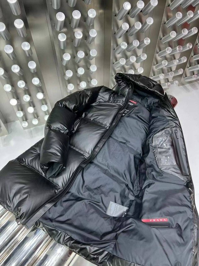 Куртка женская черная купить в Интернет-магазине Садовод База - цена 25000 руб Садовод интернет-каталог