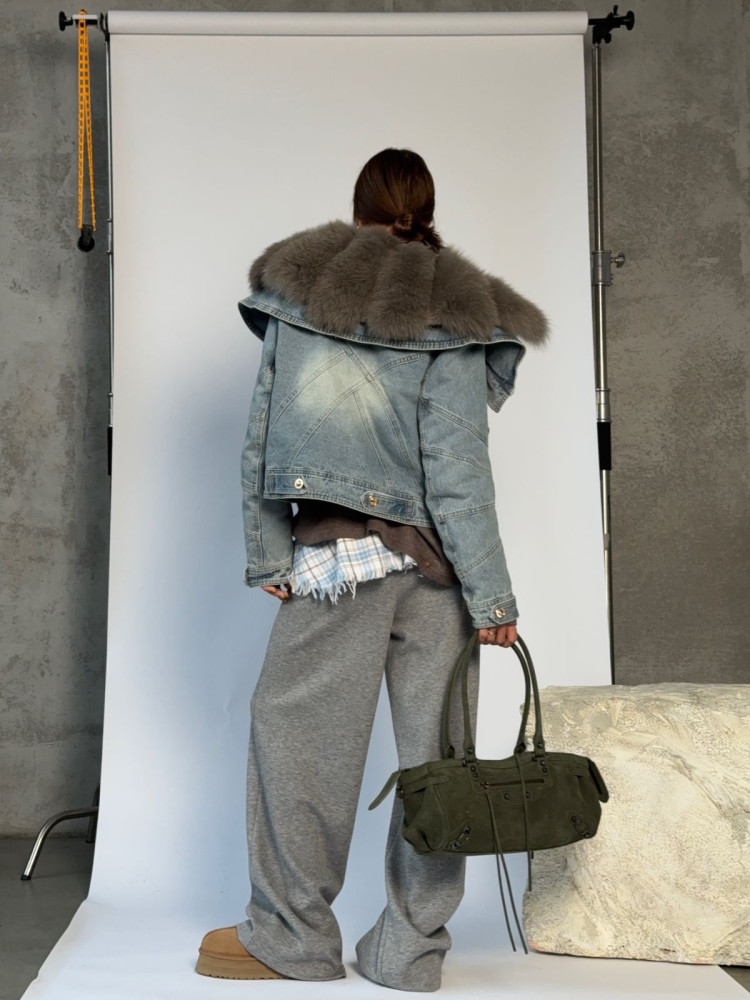 Куртка женская голубая купить в Интернет-магазине Садовод База - цена 9500 руб Садовод интернет-каталог