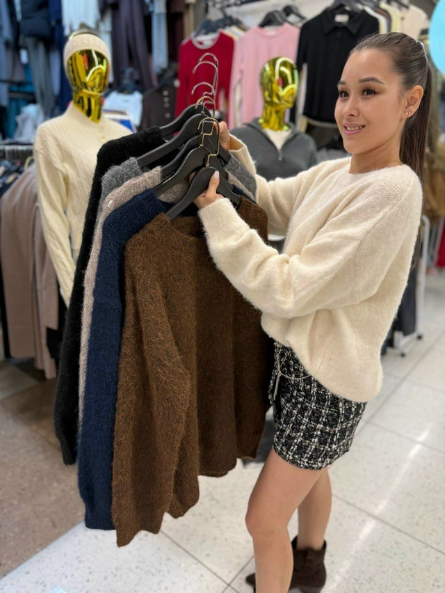 Свитер женский черный купить в Интернет-магазине Садовод База - цена 1500 руб Садовод интернет-каталог