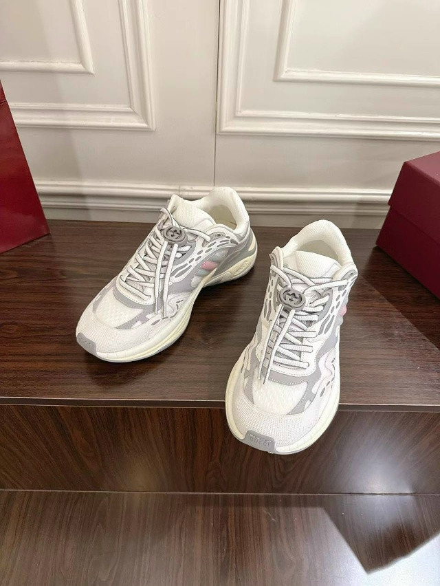 Кроссовки женские белые купить в Интернет-магазине Садовод База - цена 19500 руб Садовод интернет-каталог