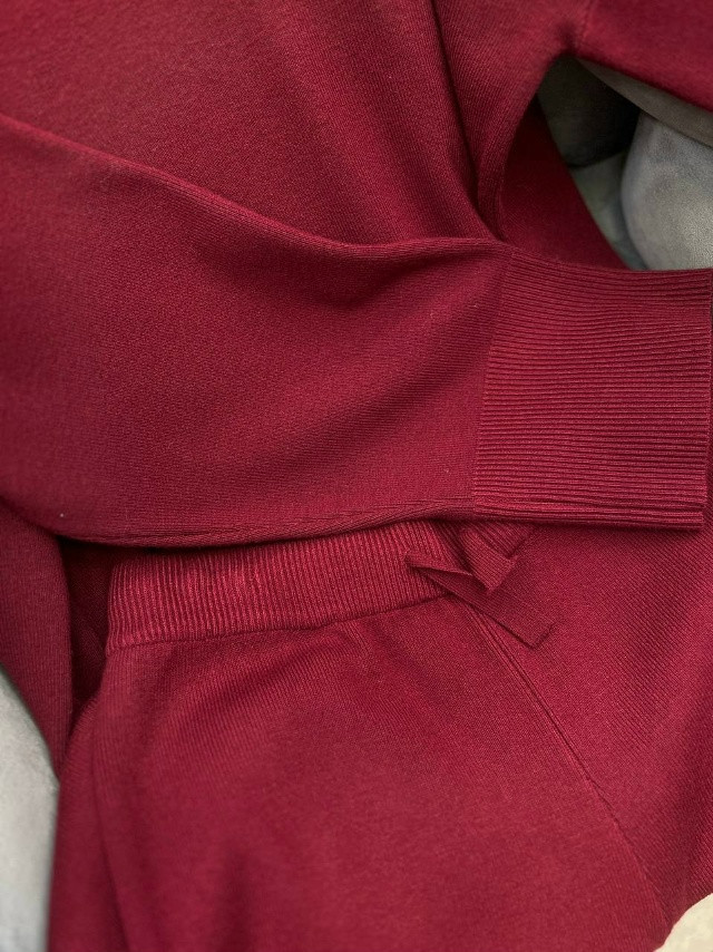 Женский костюм красный купить в Интернет-магазине Садовод База - цена 2600 руб Садовод интернет-каталог