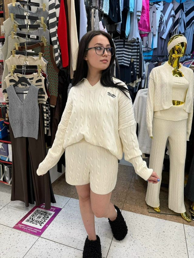 Женский костюм белый купить в Интернет-магазине Садовод База - цена 2200 руб Садовод интернет-каталог