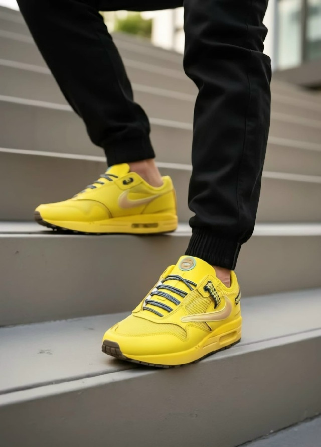 Кроссовки желтые купить в Интернет-магазине Садовод База - цена 800 руб Садовод интернет-каталог