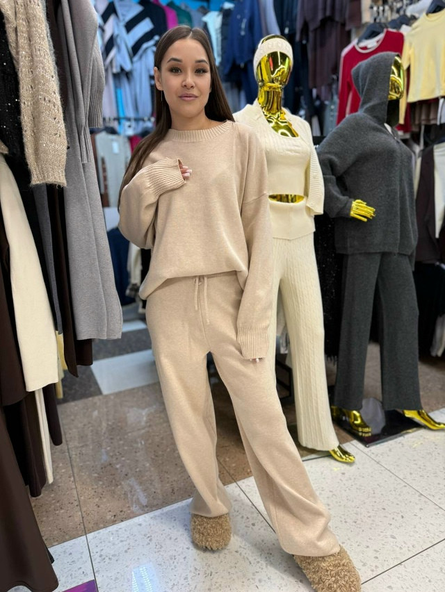 Женский костюм бежевый купить в Интернет-магазине Садовод База - цена 2300 руб Садовод интернет-каталог