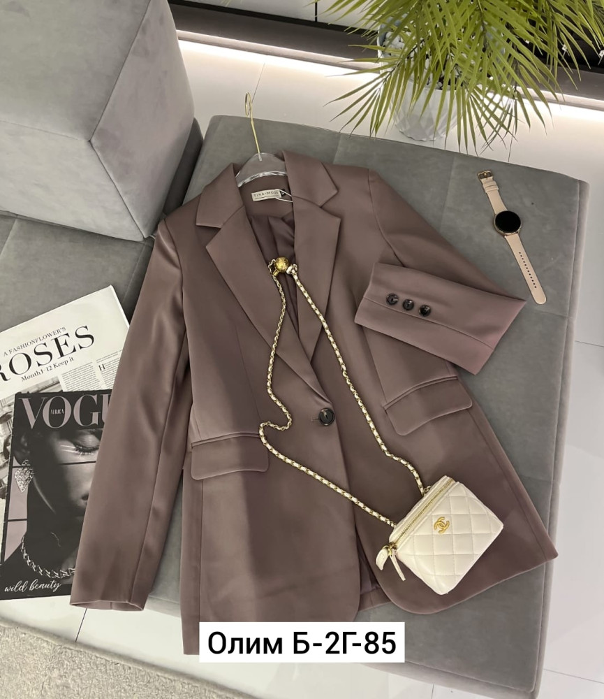 Женский пиджак коричневый