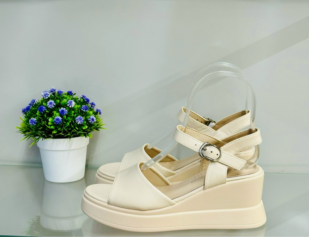 Босоножки женские бежевые купить в Интернет-магазине Садовод База - цена 1400 руб Садовод интернет-каталог