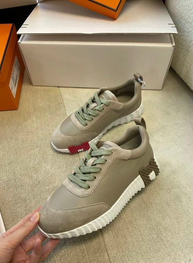 Кроссовки женские коричневые купить в Интернет-магазине Садовод База - цена 15500 руб Садовод интернет-каталог