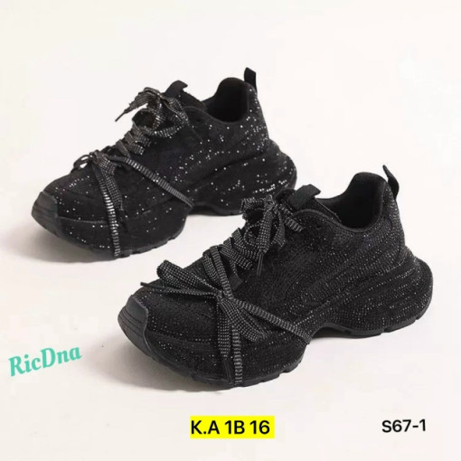 Кроссовки САДОВОД официальный интернет-каталог