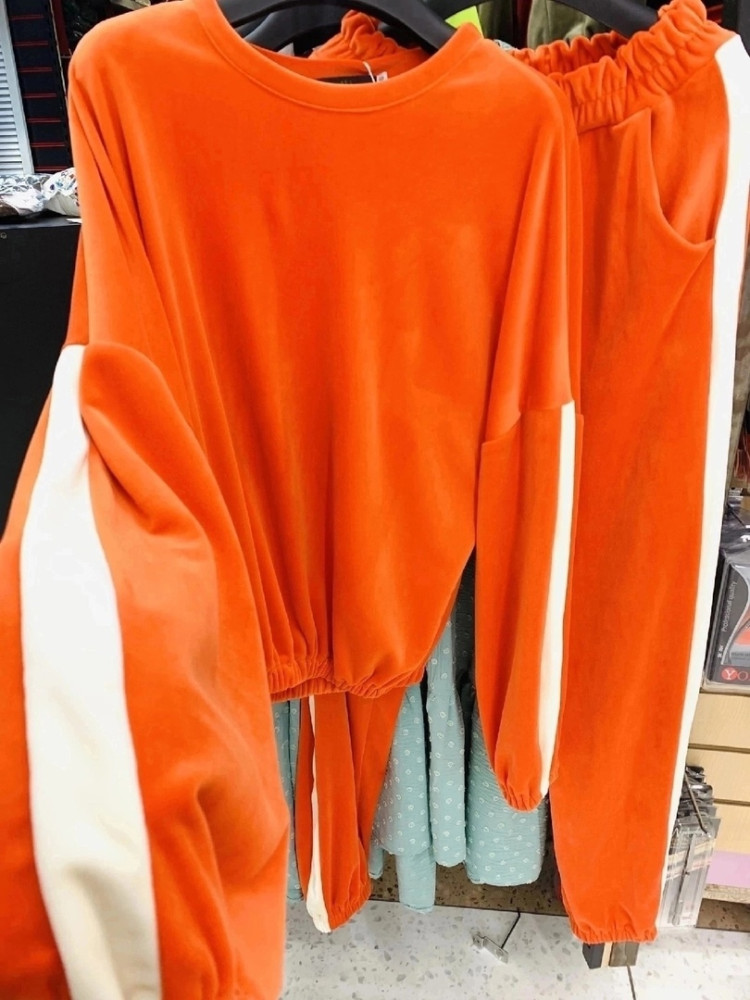 Спортивный женский костюм оранжевый купить в Интернет-магазине Садовод База - цена 1200 руб Садовод интернет-каталог