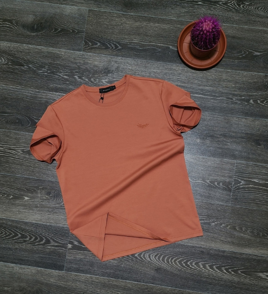 Мужская футболка оранжевая купить в Интернет-магазине Садовод База - цена 1500 руб Садовод интернет-каталог