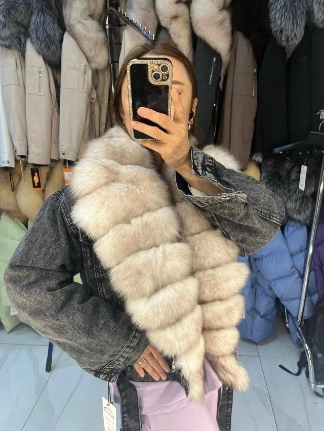 Джинсовая куртка купить в Интернет-магазине Садовод База - цена 7999 руб Садовод интернет-каталог