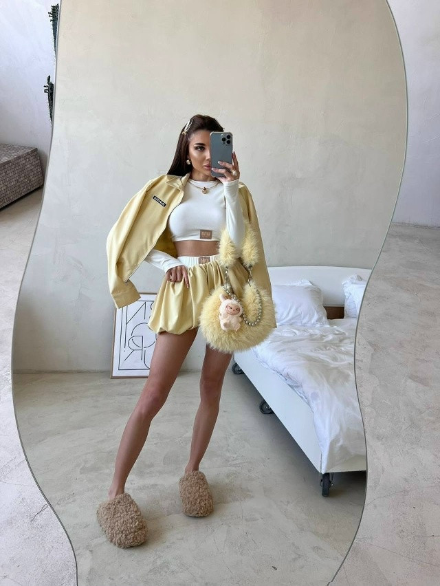 Женский костюм желтый купить в Интернет-магазине Садовод База - цена 2300 руб Садовод интернет-каталог