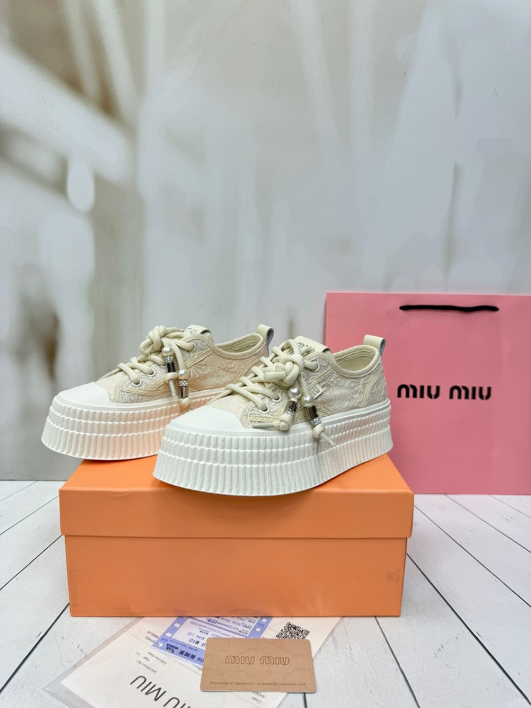 😍КЕДЫ  MIU MIU😍 купить в Интернет-магазине Садовод База - цена 4000 руб Садовод интернет-каталог