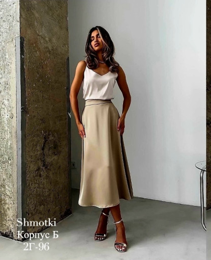 Роскошная юбка макси из мерцающего шелка- превзошла все ожидания от образа, образа на миллион ✨ САДОВОД официальный интернет-каталог