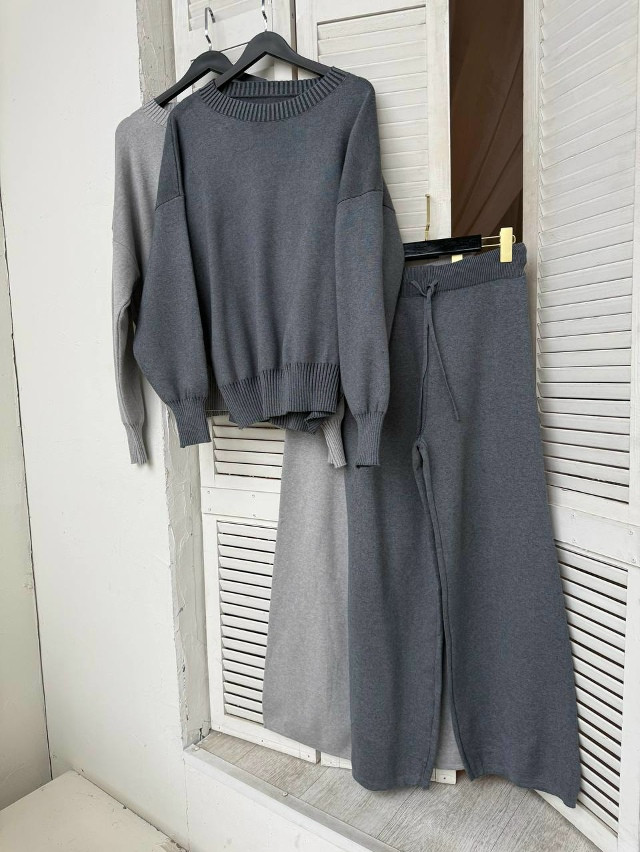 Женский костюм темно-серый купить в Интернет-магазине Садовод База - цена 2300 руб Садовод интернет-каталог