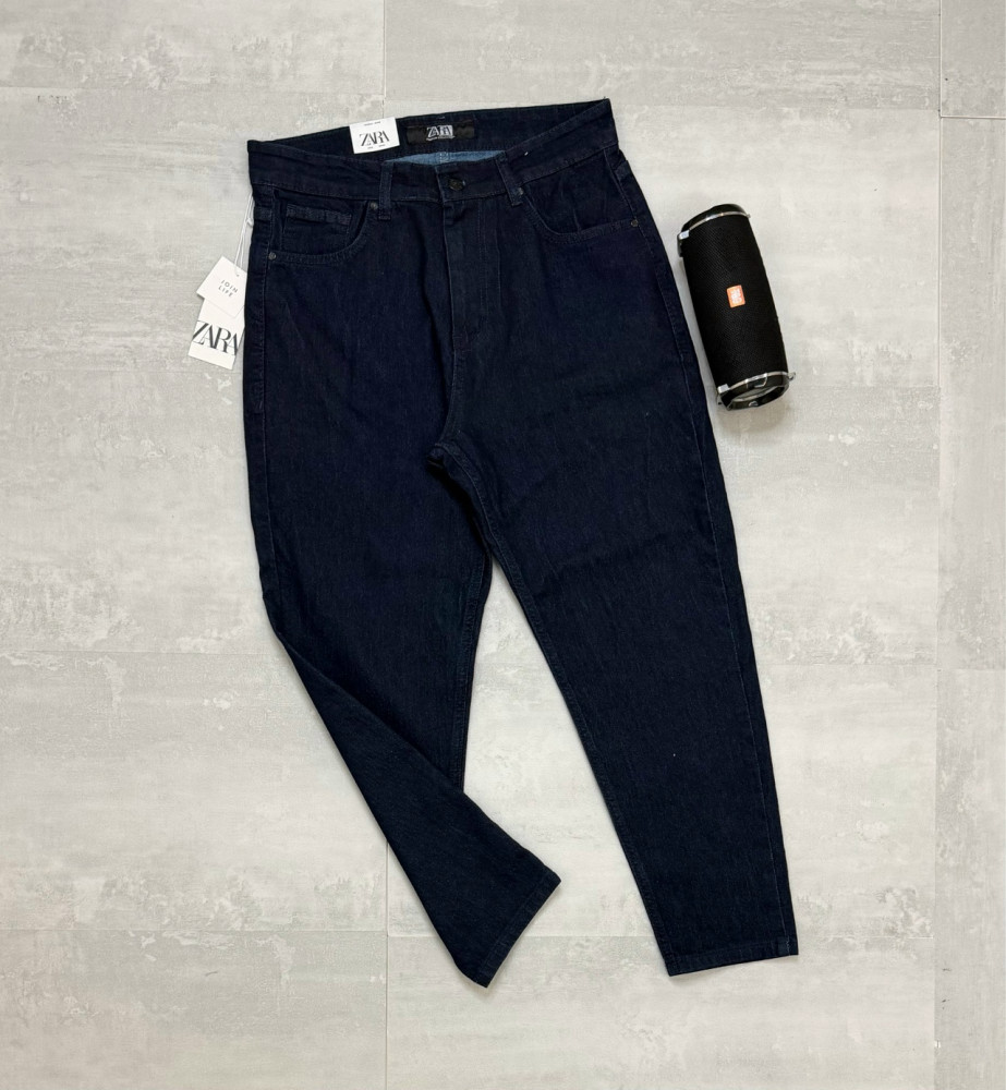 Джинсы черные