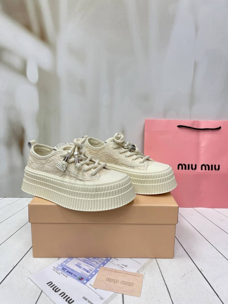 😍КЕДЫ  MIU MIU😍 купить в Интернет-магазине Садовод База - цена 4000 руб Садовод интернет-каталог