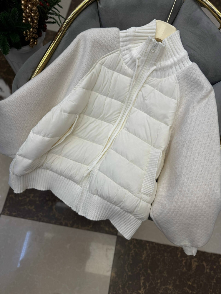 Куртка женская молочная купить в Интернет-магазине Садовод База - цена 4900 руб Садовод интернет-каталог