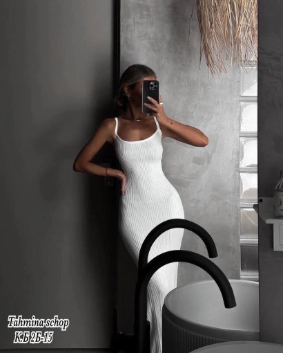 Платье-футляр, элегантно подчёркивающее все изгибы фигуры и идеально вписывающее в современный стиль САДОВОД официальный интернет-каталог