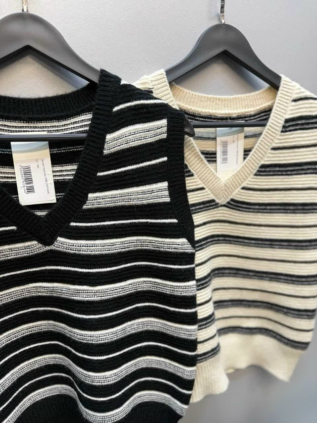 Жилетка женская черная купить в Интернет-магазине Садовод База - цена 900 руб Садовод интернет-каталог