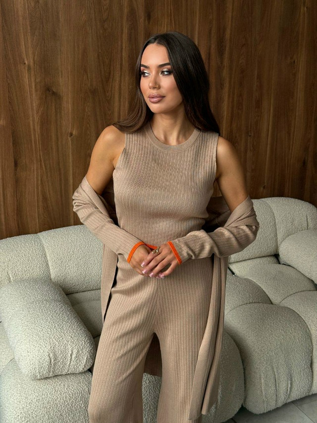 Женский костюм бежевый купить в Интернет-магазине Садовод База - цена 2250 руб Садовод интернет-каталог