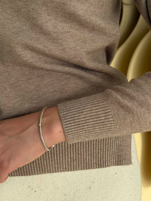 Джемпер бежевый купить в Интернет-магазине Садовод База - цена 1300 руб Садовод интернет-каталог