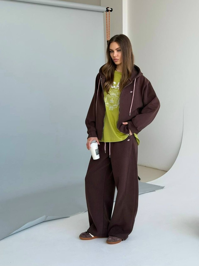 Спортивный женский костюм коричневый купить в Интернет-магазине Садовод База - цена 2900 руб Садовод интернет-каталог