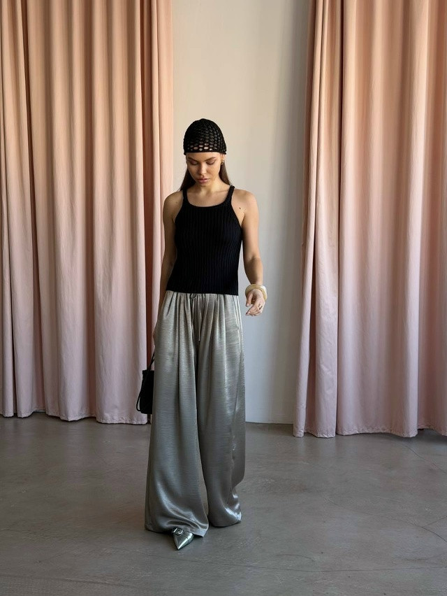 Женские брюки серые