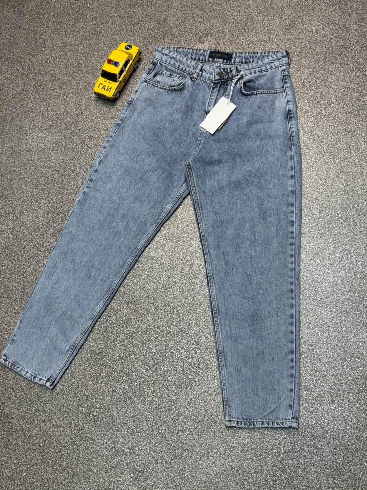 Джинсы голубые