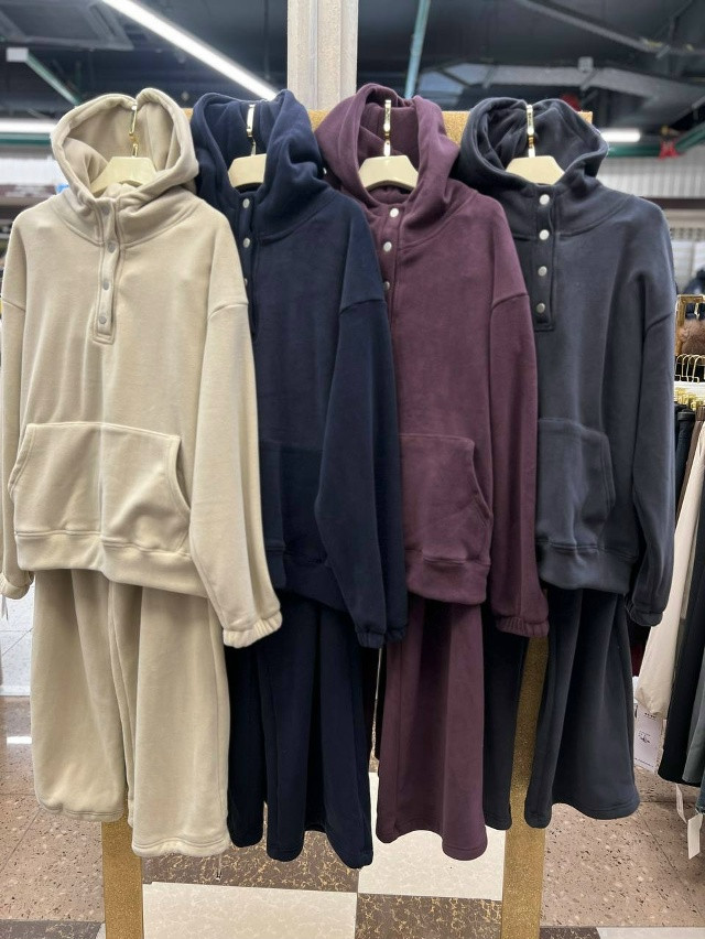 Спортивный костюм купить в Интернет-магазине Садовод База - цена 2950 руб Садовод интернет-каталог