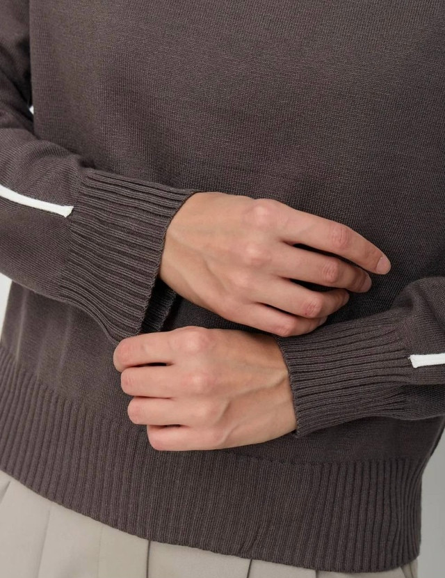 Джемпер коричневый купить в Интернет-магазине Садовод База - цена 1500 руб Садовод интернет-каталог