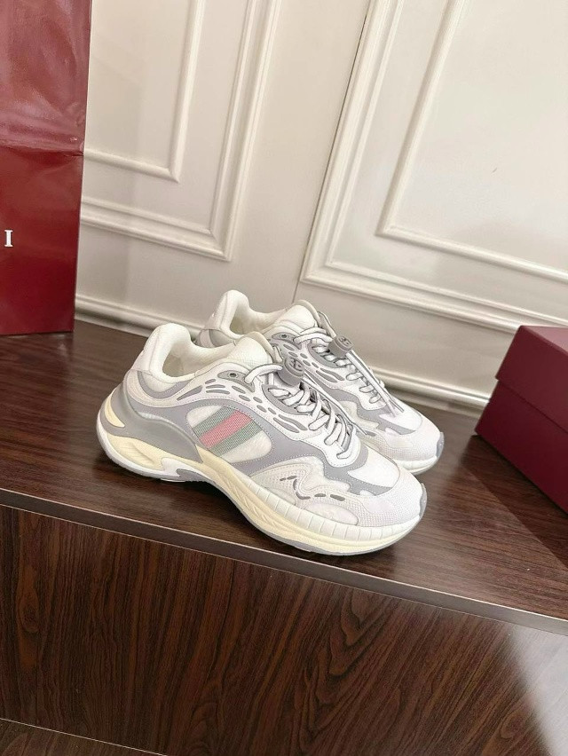 Кроссовки женские белые купить в Интернет-магазине Садовод База - цена 19500 руб Садовод интернет-каталог