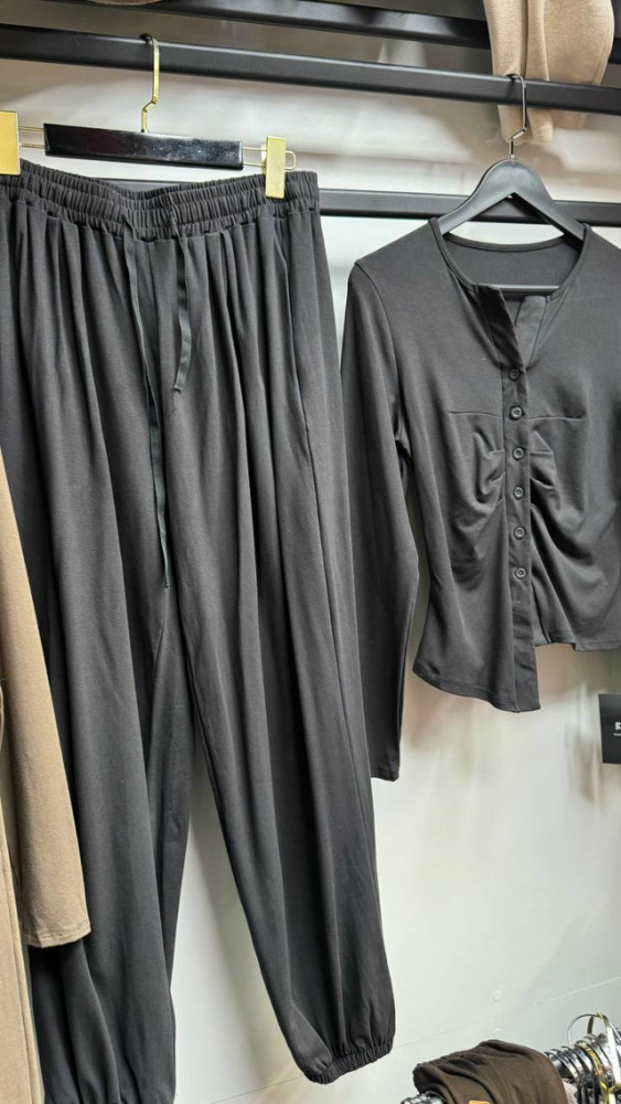 Женский костюм черный купить в Интернет-магазине Садовод База - цена 2400 руб Садовод интернет-каталог