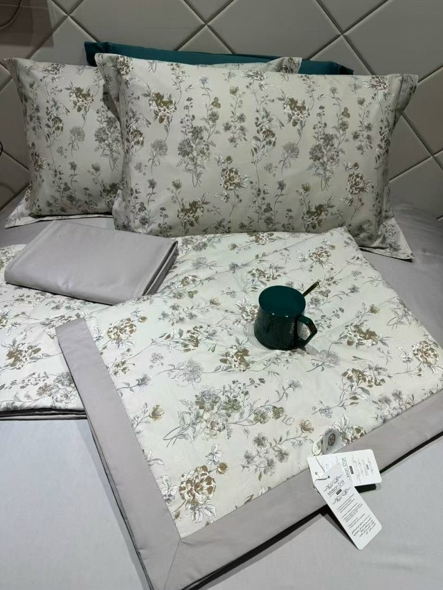 1,5 Постельное белье с готовым одеялом ❤️ купить в Интернет-магазине Садовод База - цена 3000 руб Садовод интернет-каталог